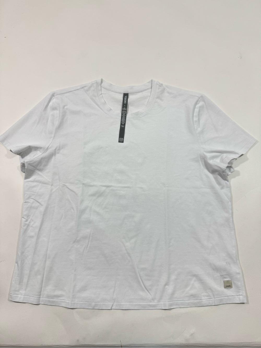 Vuori Short Sleeve Feather Classic Tee Shirt Boxy